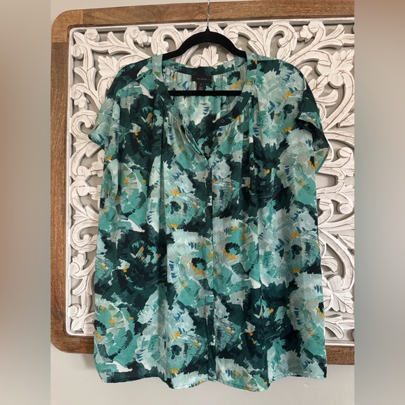 Halogen Green Floral Oversized Top - Picture 1 of 4